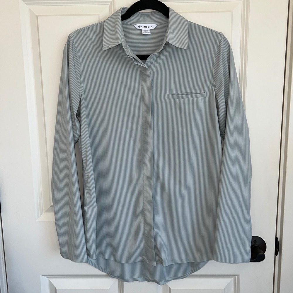 Athleta Urbanite Wrinkle Resistant Long Sleeve Button Down Striped Shirt XS